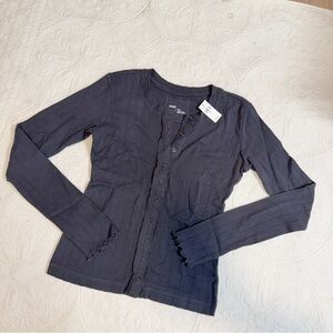 NWT 5495-3933 aerie long sleeve T-shirt xs